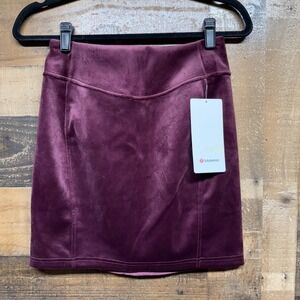 Lululemon Scuba HR Mini Skirt Velvet Garnet High Rise Tight Fit XS NWOT